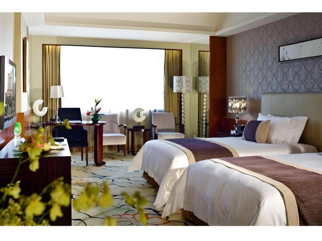 Eurasia International Hotel Dongguan  Exterior foto