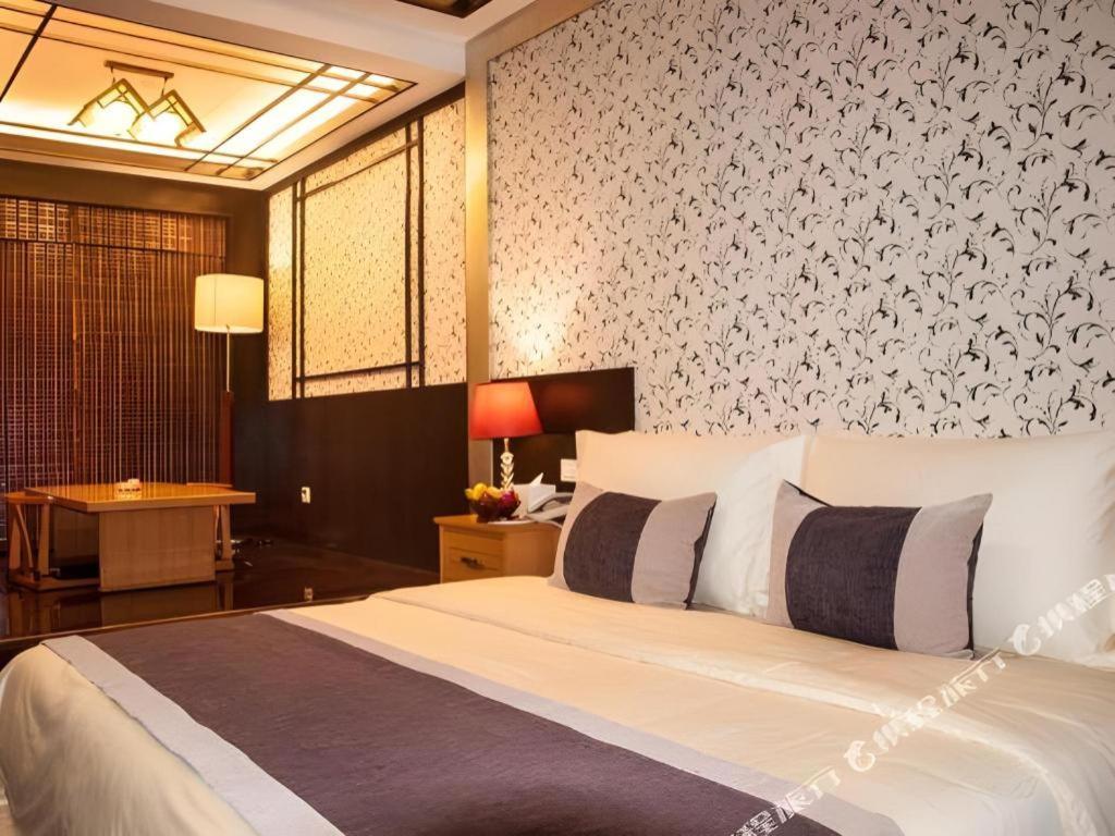 Eurasia International Hotel Dongguan  Exterior foto